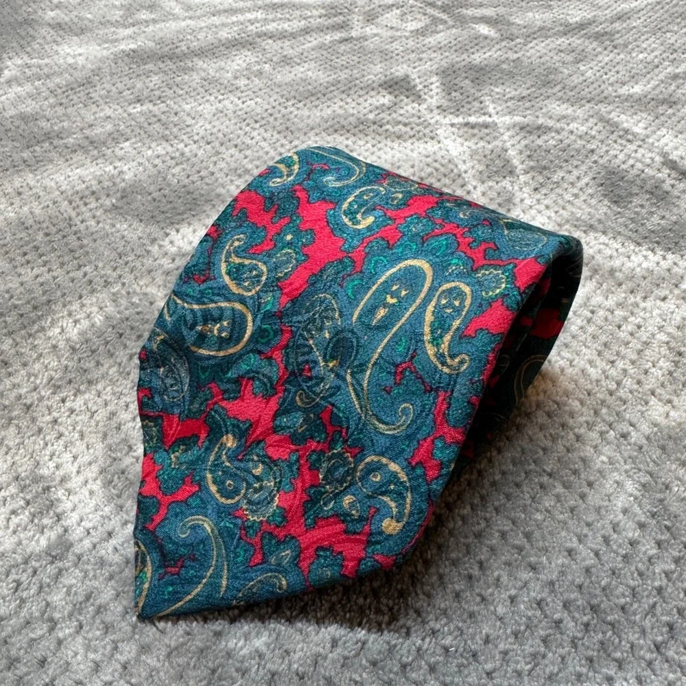 Dillards by Stonehenge Mens Silk Tie Red Teal Gold Paisley Hand Sewn Necktie